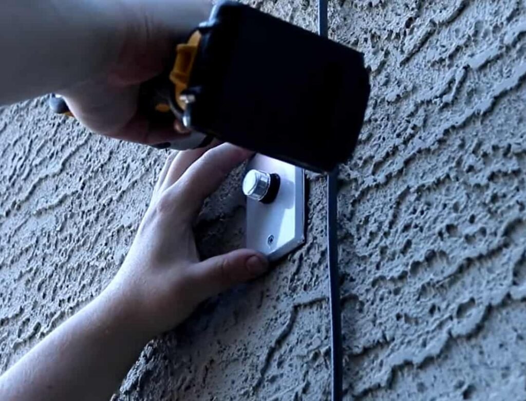 jl103 plate install on the wall